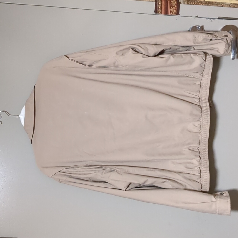 Jacket - Picture 2 of 5